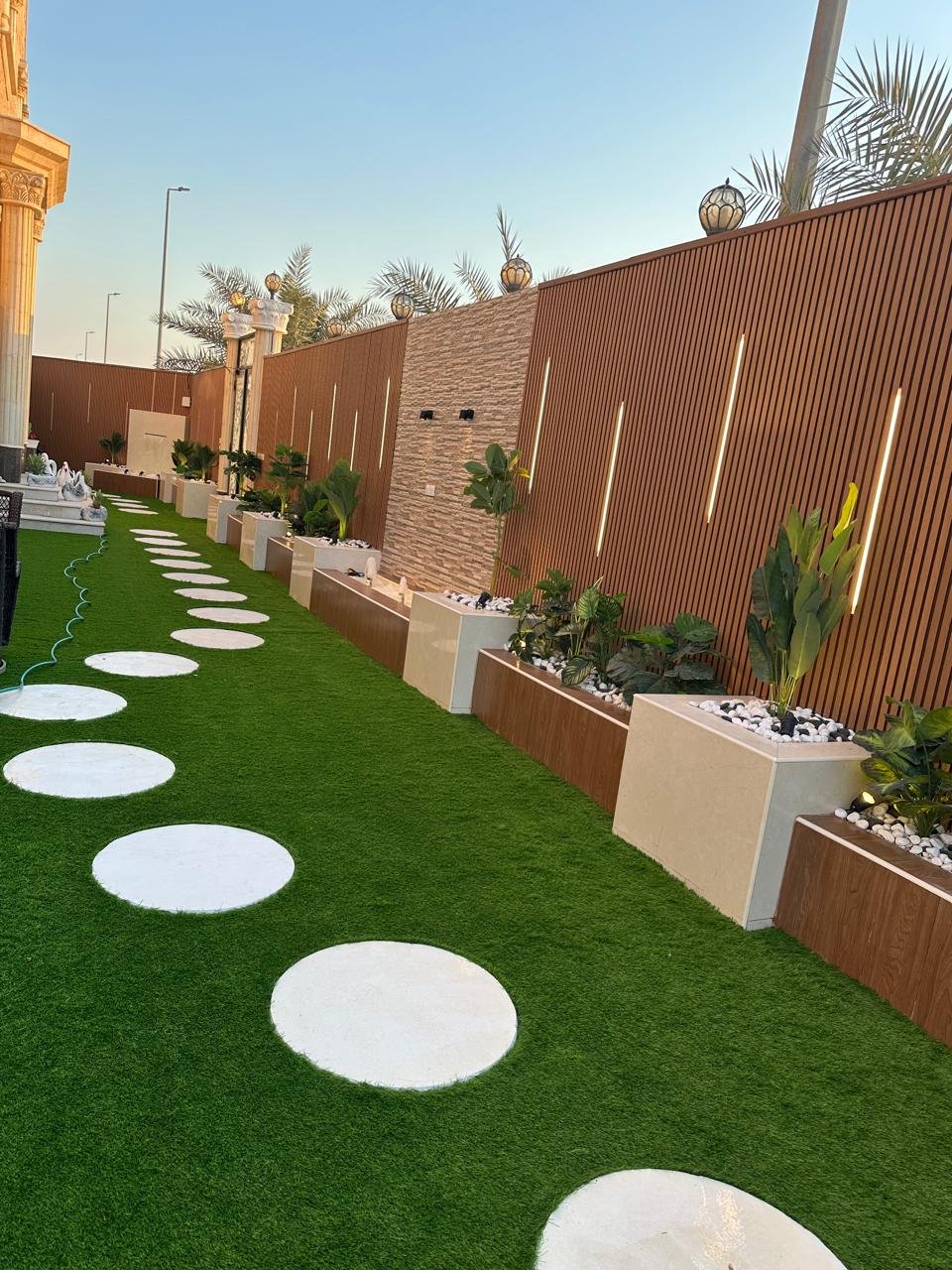 ديكورات مداخل وواجهات بجدة